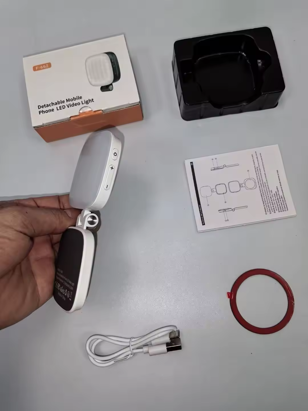 Lampe LED Professionnelle pour Selfie & Vlogging - Éclairage 3-en-1 et Miroir HD Compact